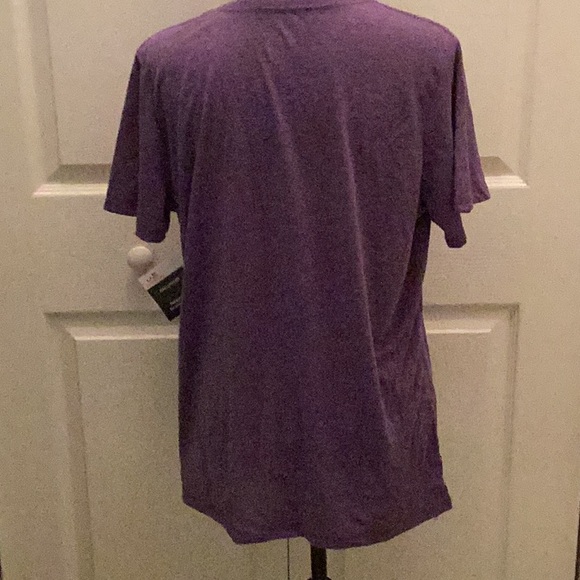 🌸NWT Graphic Skull With Flowers Size XLARGE Must Have Tee Makes Perfect Gift 🌸 - Picture 7 of 10